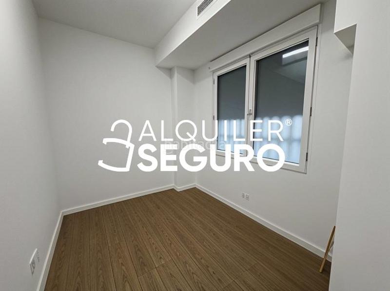 Foto 6c96f5ec-b337-4468-bf30-2ef08f58594b. Rent business premise in Norte-Universidad Móstoles