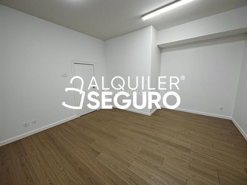 Foto 73a9a768-6b9b-488a-96a3-a6ad87eb0159. Rent business premise in Norte-Universidad Móstoles