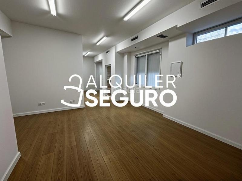 Foto 86ac4c08-4809-4a2a-8fac-c1f8cf2f0519. Rent business premise in Norte-Universidad Móstoles