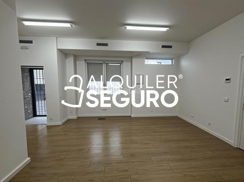 Foto d9686028-0914-4a9c-b6d4-c3deb39a7ece. Rent business premise in Norte-Universidad Móstoles