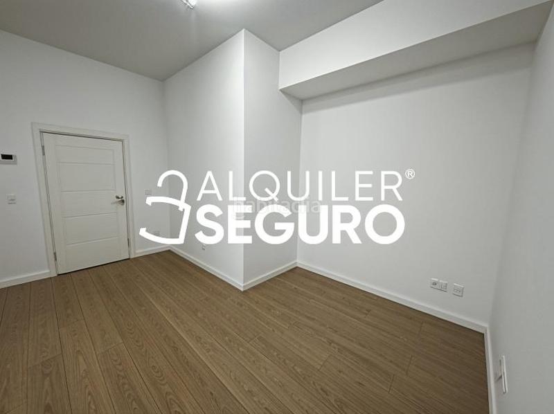 Foto dd47813c-cbe8-4faf-ba96-7cb70c43aac3. Rent business premise in Norte-Universidad Móstoles