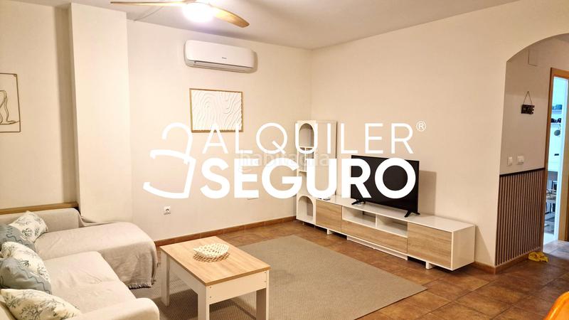 Foto 5d3783aa-aa8a-4a6c-8de0-f8c07ec2a4ea. Alquiler chalet  c julio cortázar cartama en Cártama