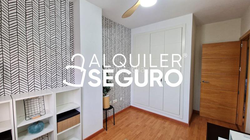 Foto 8d6d4a7d-56b7-48ff-a5f1-84d75e1c8426. Alquiler chalet  c julio cortázar cartama en Cártama