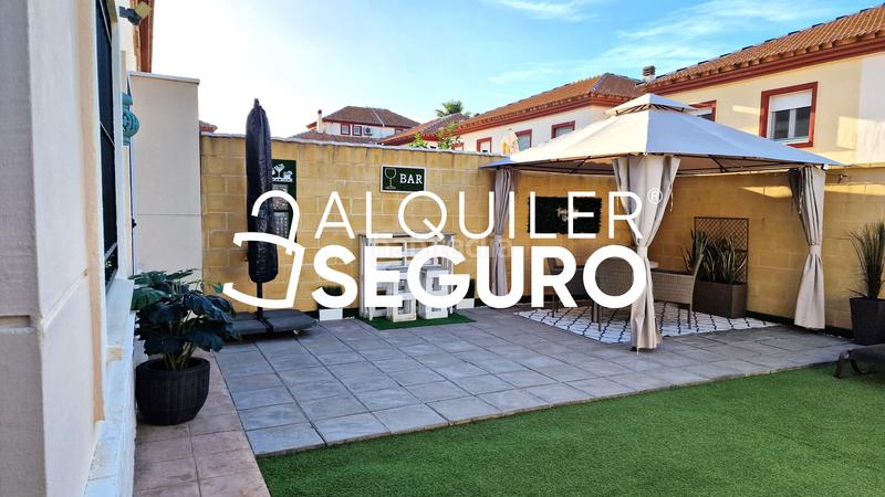 Foto b3131eff-9915-4141-a39c-81c5596eeab8. Alquiler chalet  c julio cortázar cartama en Cártama