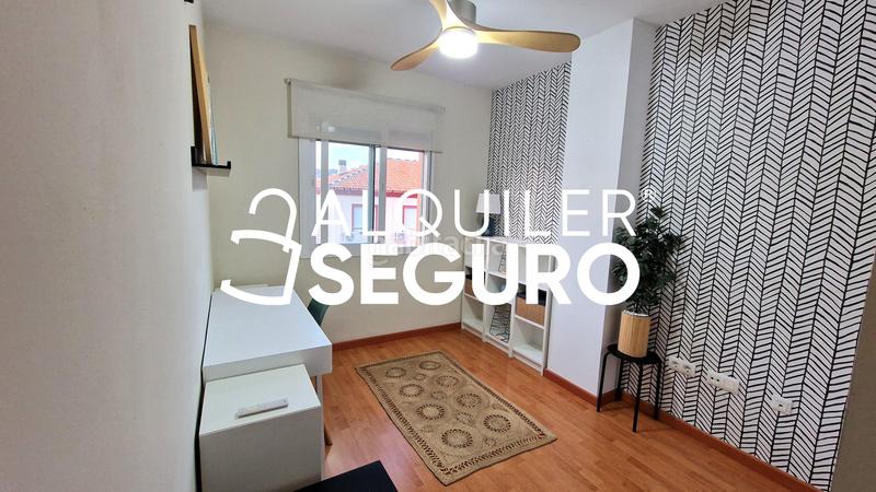 Foto fd01bd19-fcdf-4027-b1ed-e2ea92926be2. Alquiler chalet  c julio cortázar cartama en Cártama