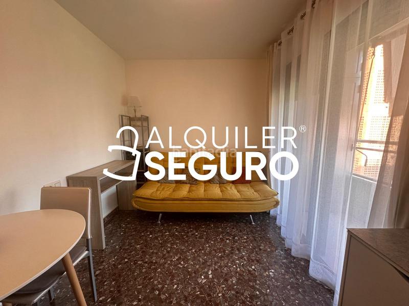 Foto 278e0cd9-8588-4ea7-9829-ad1d9f6ddcc8. Alquiler piso  c maestro rodrigo en Nou Campanar Valencia