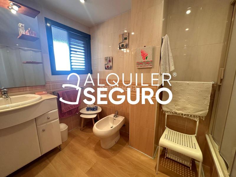 Foto 198201e6-9c3f-4743-ab58-a4f29be6d9d1. Lloguer pis amb aparcament a Nou Campanar Valencia