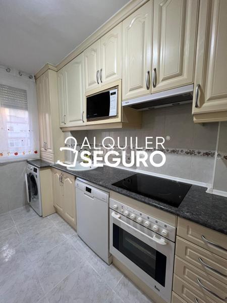 Foto 674f0e4d-d8d1-4e7f-b1c2-ad744ffe365c. Location appartement avec chauffage dans Concepción Madrid