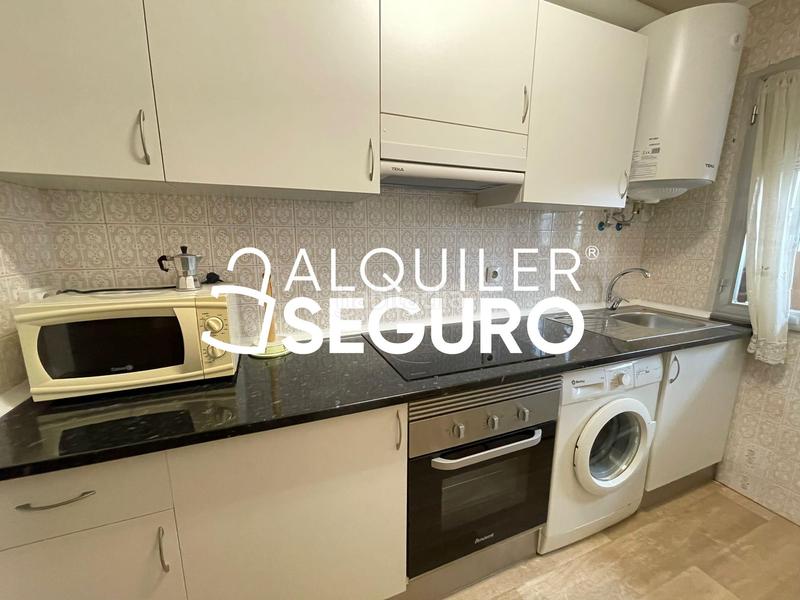 Foto 6ba4f1c9-b4c9-4778-8036-f660c69510e7. Rent flat with heating in Puerta del Ángel Madrid