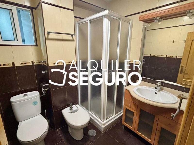 Foto 538b35cb-629f-4100-9d43-d2af1d86af7a. Alquiler piso  pl. miraflores en Parque Victoria Eugenia Málaga