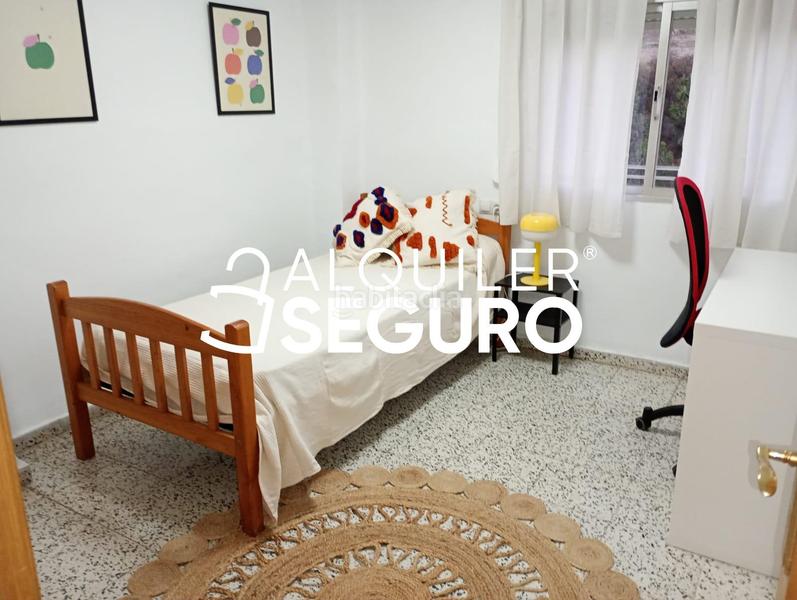 Foto 92ca5b3c-baaa-48f8-8c92-34fd965bc514. Rent flat in Parque Victoria Eugenia Málaga