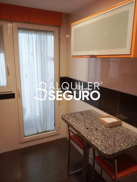 Foto 620259a7-e7ca-4a90-9325-437fa306f631. Affitto appartamento con riscaldamento parcheggio piscina in Arroyo de la Encomienda