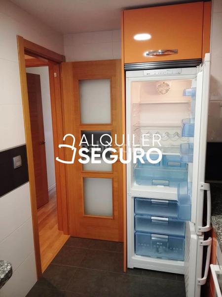 Foto c6ba30ce-be20-4a1a-a167-0b8fa27e61b9. Location appartement avec chauffage parking piscine dans Arroyo de la Encomienda