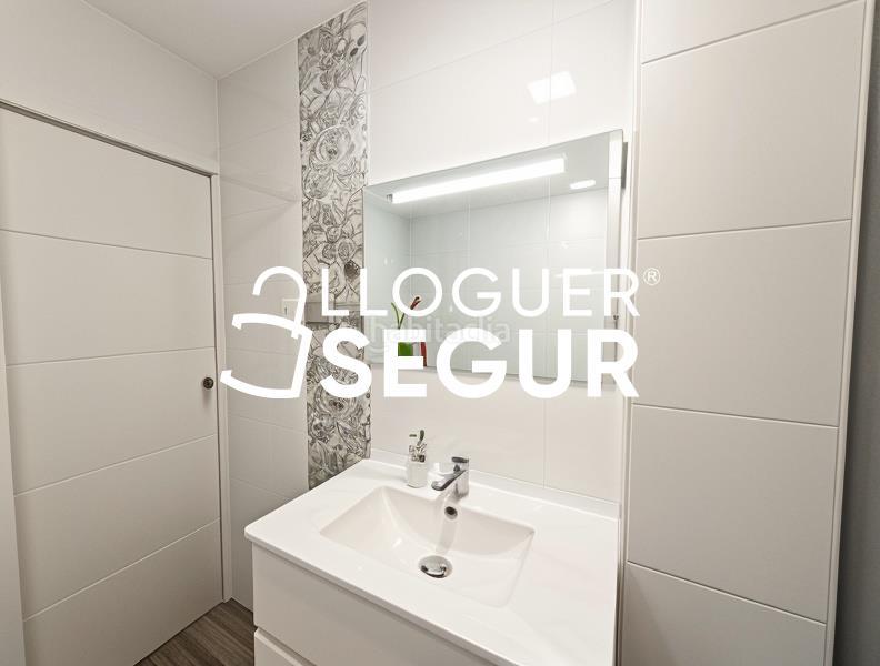 Foto bcc95181-89c3-447f-8207-8de6357a4049. Lloguer pis amb calefacció a Campoamor Sabadell