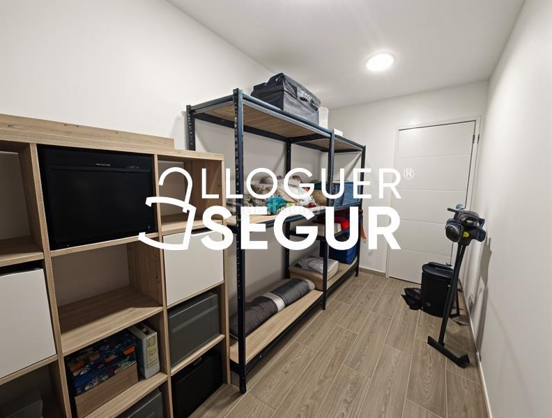 Foto cc63f9f3-8cee-4bf2-adb7-afd5dc88432e. Lloguer pis amb calefacció a Campoamor Sabadell