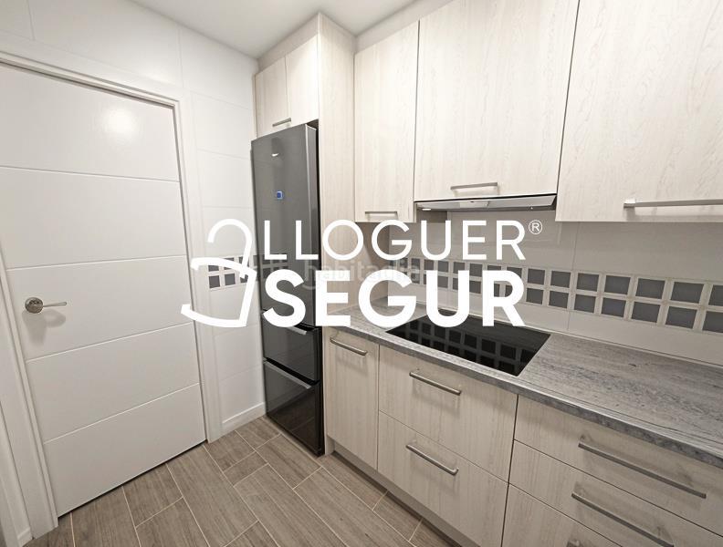 Foto e04bd789-2e42-4337-ac59-21e91ae0d4e3. Lloguer pis amb calefacció a Campoamor Sabadell