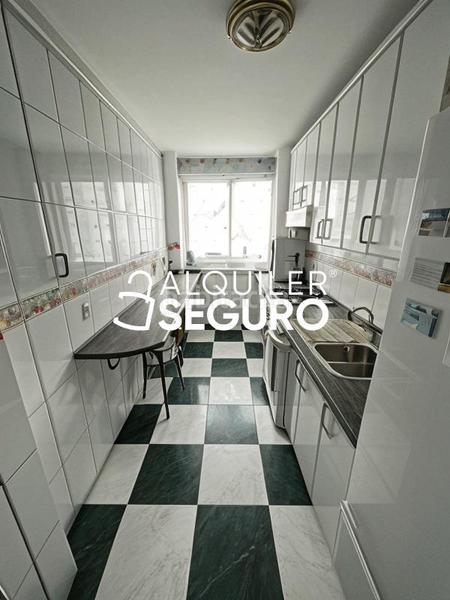 Foto b031b76f-bb18-4c76-9f93-96e2dd91c77b. Rent flat with heating in Sur - PAU 4 Móstoles