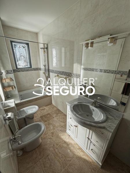 Foto 46006284-d520-4237-805e-5005cd9650cd. Location appartement dans Zona Renfe Alcorcón