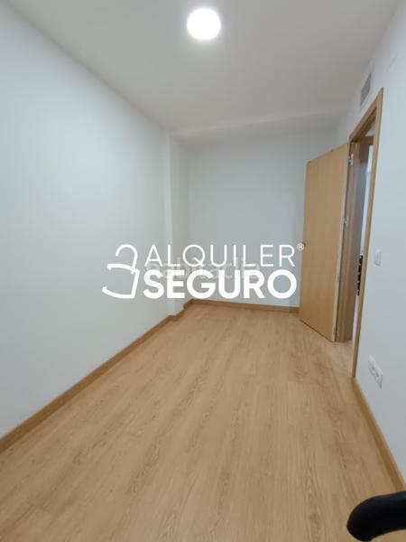 Foto 7ae7d579-8afe-4056-ab56-49305493ba38. Lloguer pis amb calefacció aparcament a La Alhóndiga Getafe