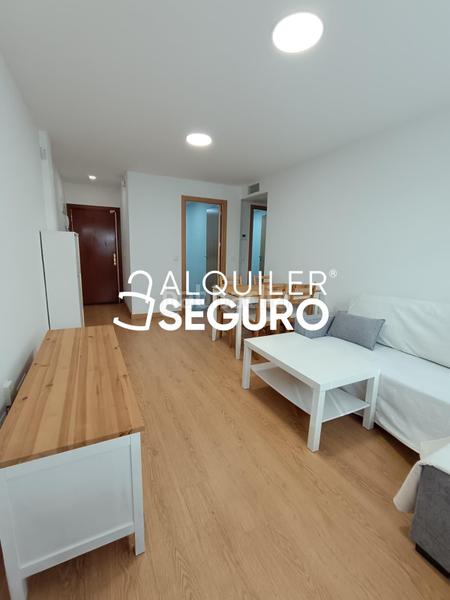 Foto 5347eeed-fbf2-4e25-8fe8-3614f7cac5a4. Rent flat with heating parking in La Alhóndiga Getafe