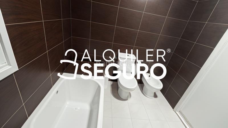 Foto 228cd7ea-1320-4b43-8bce-6d2d2db3d79a. Location appartement avec parking piscine dans Residencial Triana - Barrio Alto Gabias (Las)