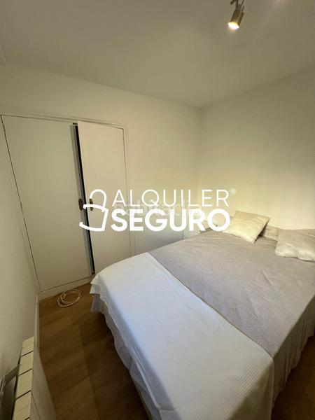 Foto 3565f1f3-f95d-47d2-8fc2-0bbfb619b596. Lloguer pis amb calefacció a Ventas Madrid