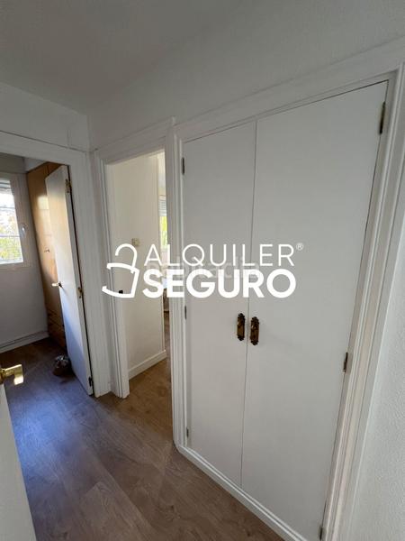 Foto 55b01fb2-368f-416a-9bb9-0f650e7bc10d. Lloguer pis amb calefacció a Ventas Madrid