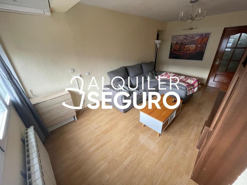 Foto ada49f47-f682-4c31-b560-a24859e492ea. Lloguer pis amb calefacció a Peñagrande Madrid