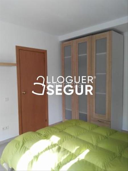 Foto 8a7b7e63-f0a9-4888-9096-94e02e1d63bb. Lloguer pis a Segle XX Terrassa