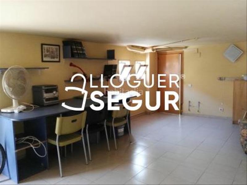 Foto acecb1d3-4bde-43d1-8e1e-d698c97849f8. Lloguer pis a Segle XX Terrassa