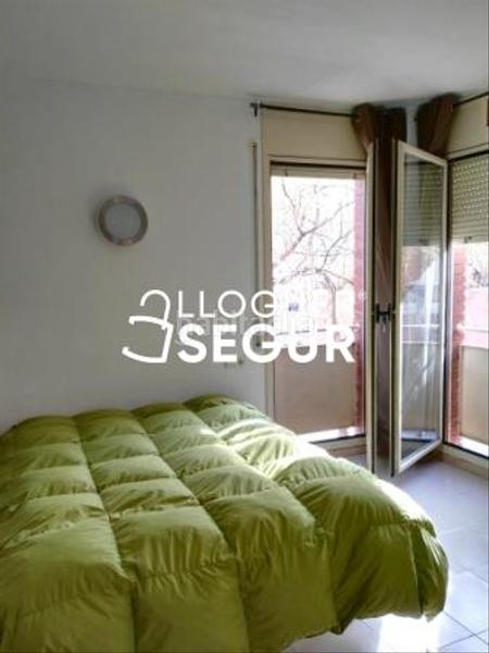 Foto f862a4c1-f5f3-43de-b8da-c32b2e10a124. Lloguer pis a Segle XX Terrassa