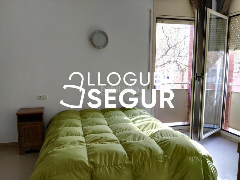 Foto ffd8940c-3fae-4594-9314-36aa475f4b8c. Location appartement dans Segle XX Terrassa