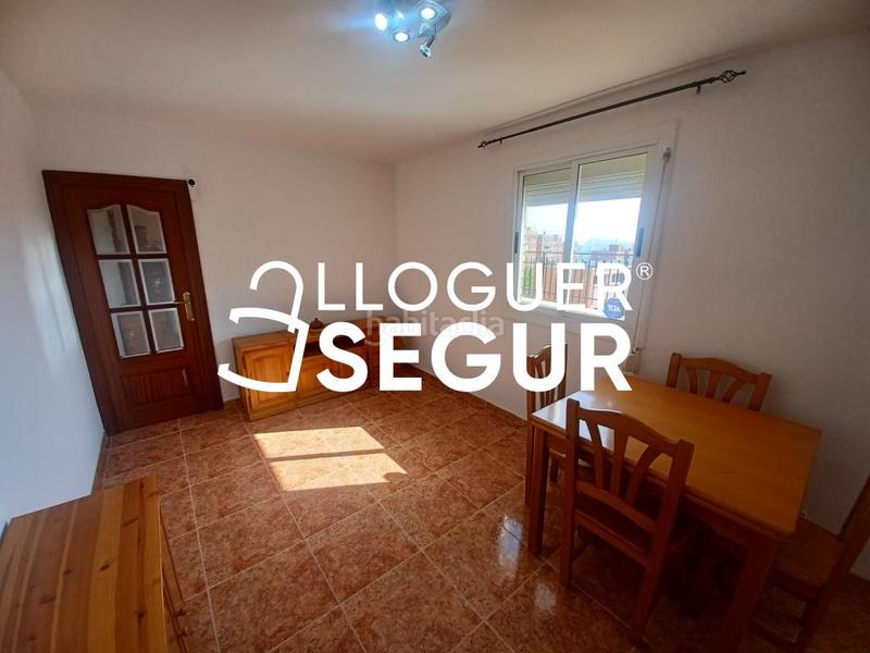 Foto dd8ac4ae-beb4-45ff-8818-b59910c02e77. Location appartement dans Llefià Badalona