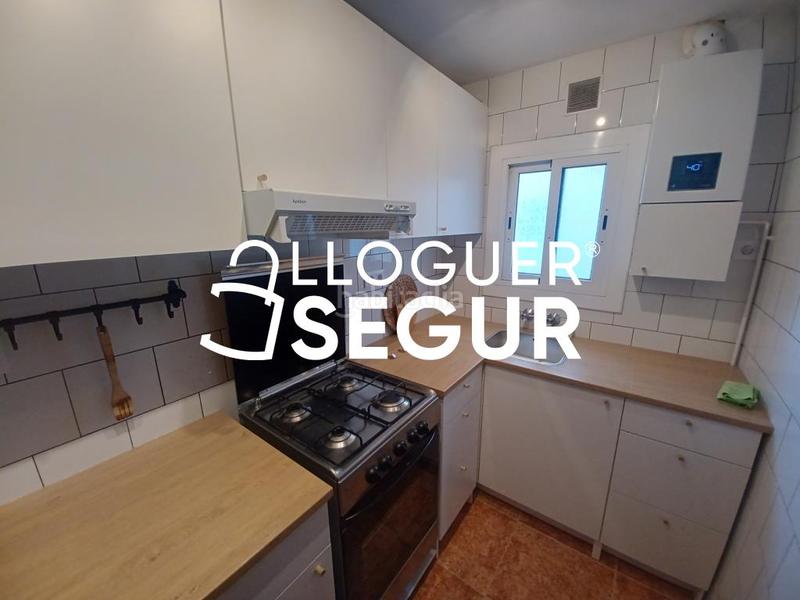 Foto 38f5587f-36e5-4219-b3ef-57c0df10515c. Miete etagenwohnung in Llefià Badalona