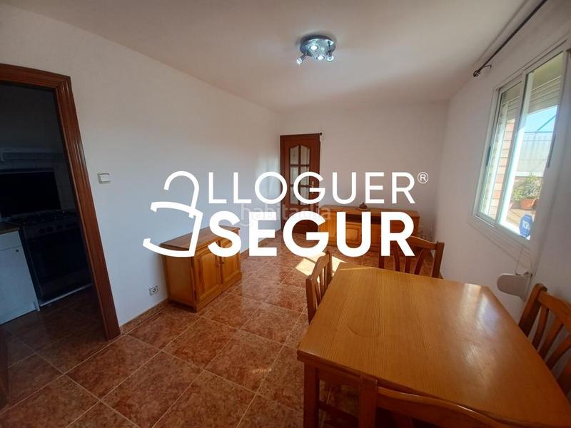 Foto e2343569-48be-4906-a939-b86bc49aab89. Rent flat in Llefià Badalona