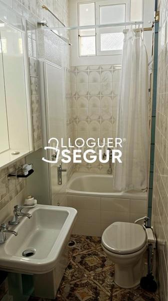 Foto 54d26135-e7b9-47b3-8175-1c9028c568bd. Rent flat in Sant Josep Hospitalet de Llobregat (L´)