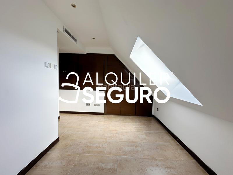 Foto 06fab2f9-6c97-4c17-a5c4-0ec5fed39f86. Miete etagenwohnung mit heizung in Pueblo Pozuelo de Alarcón