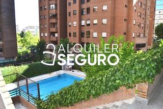 Etagenwohnung in de Fermín Caballero