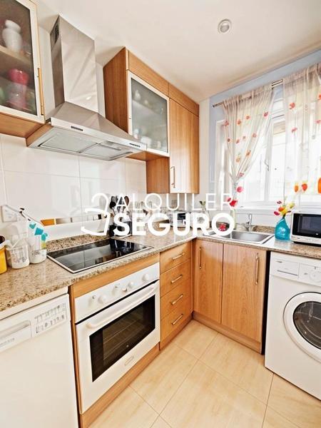 Foto 960d739b-f427-4d18-8e63-574f23d01d76. Rent flat with heating parking pool in Centro Oropesa del Mar