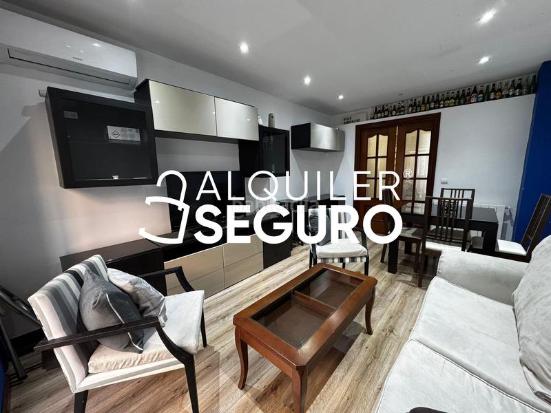 Foto d9d02659-fc67-4977-9acc-22b20b6f77dc. Rent flat with heating in Abrantes Madrid