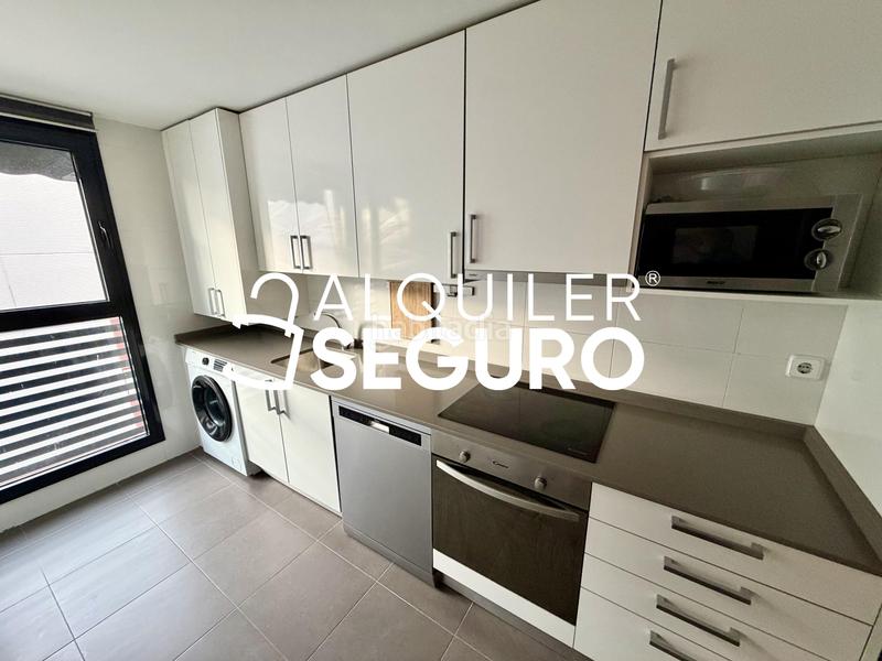 Foto 578e546e-1dde-459f-9969-903501758cfd. Alquiler ático  c enrique granados en Tenería I-Tenería II Pinto