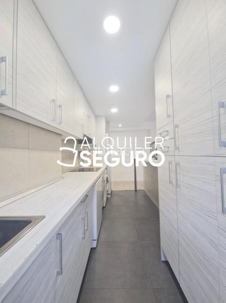 Foto 17cfb76f-9845-452d-9448-8fd03040b6ba. Location appartement avec chauffage parking dans Ventas Madrid