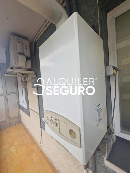 Foto c00ff984-08d1-46cf-b0fa-bde51e06c528. Location appartement avec chauffage parking dans Ventas Madrid