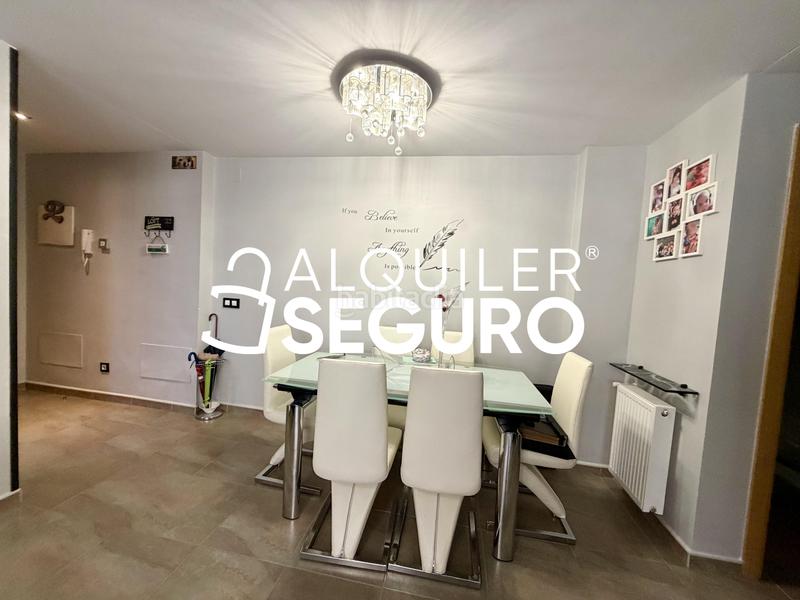 Foto 617a865a-ea58-4dfa-9a63-9b45e75006a2. Alquiler piso  c sorolla en Hospital Valdemoro