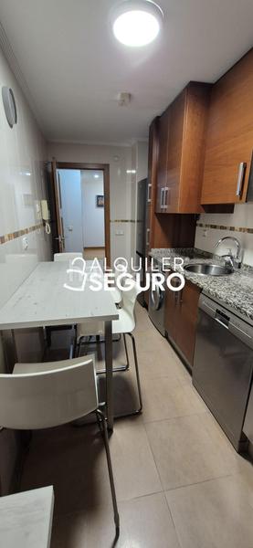 Foto c66f2c2a-89bb-4c8c-84ec-0cf0786ebb6f. Alquiler piso  c juan antonio álvarez rabanal en Oviedo