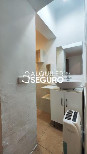 Foto 9d044a08-5b59-40b3-b516-4d99ac7d84dd. Rent studio with heating in Universidad-Malasaña Madrid