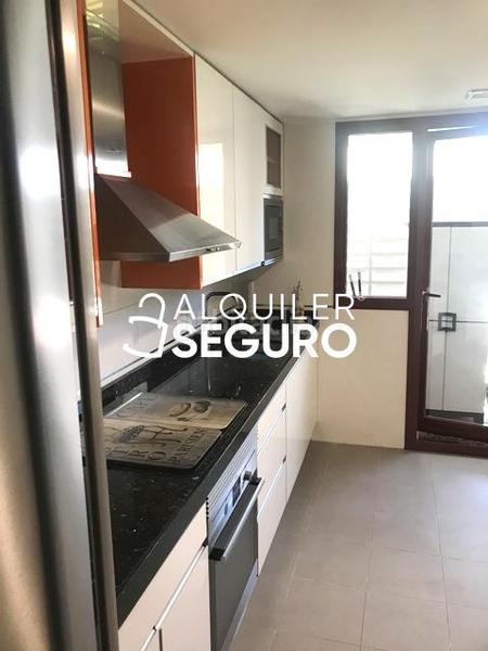 Foto 8e518e80-5278-4025-ad7b-91d1d7bbf25c. Affitto appartamento con riscaldamento parcheggio piscina in Getafe