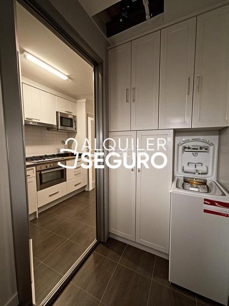 Foto 1d8d8b90-b74d-4b3c-a4cd-a02dbf18c72b. Affitto appartamento con riscaldamento parcheggio in Madrid