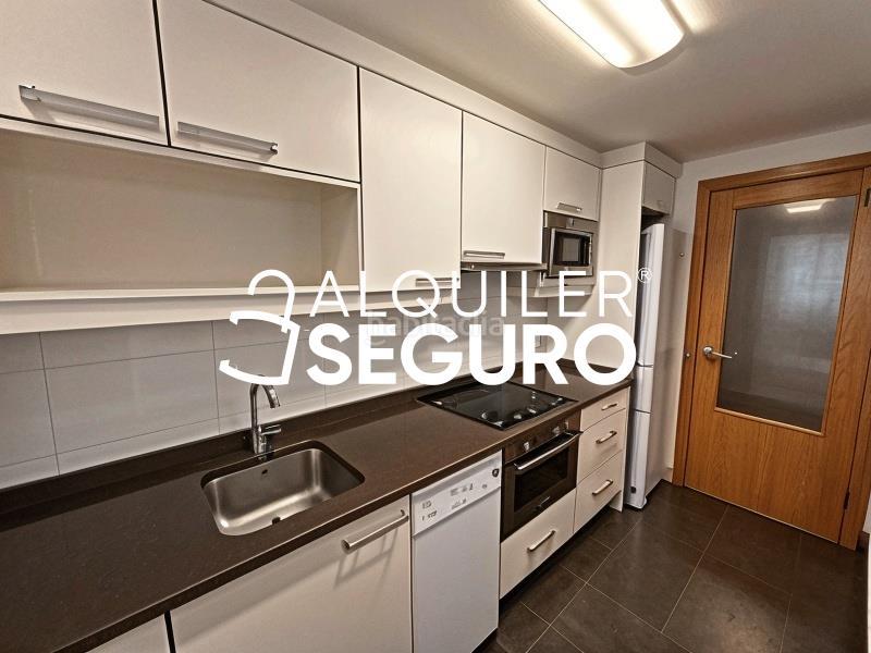 Foto a2fb8fd4-de7d-4713-8103-da64500a072e. Affitto appartamento con riscaldamento parcheggio in Madrid