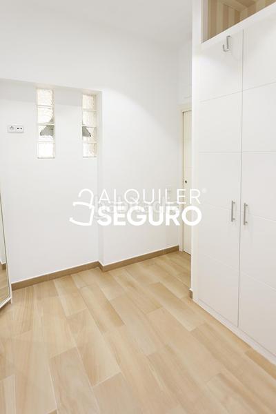Foto 66239631-38f9-48c9-a081-fda174849f33. Rent flat with heating in Embajadores-Lavapiés Madrid